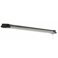 Good Earth LED Shop Light With Chain